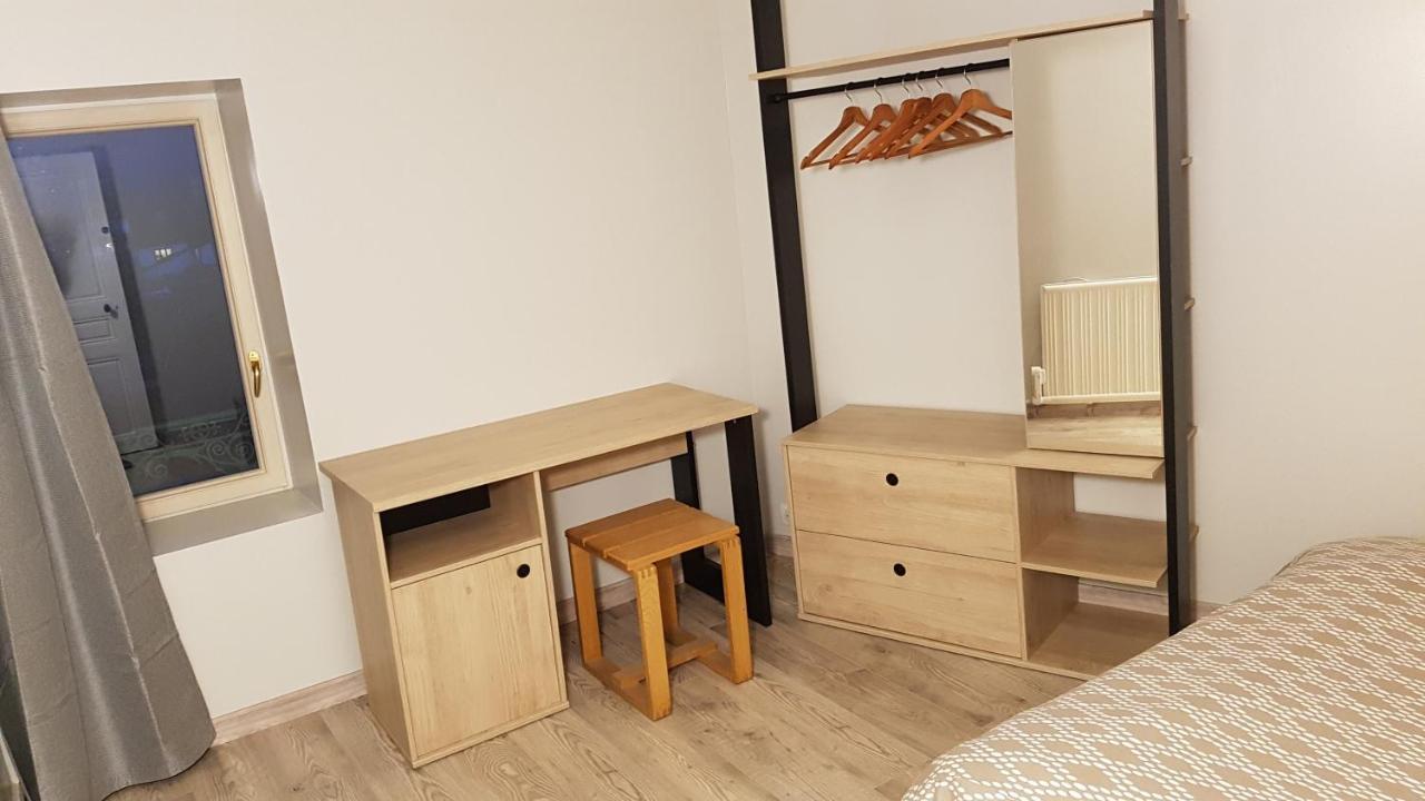 Grand Studio Et Jolies Chambres A Louer Passins Bagian luar foto