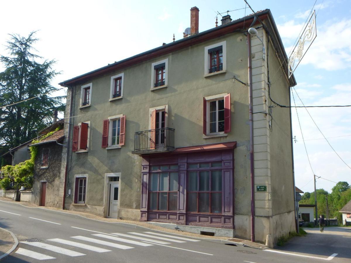 Grand Studio Et Jolies Chambres A Louer Passins Bagian luar foto